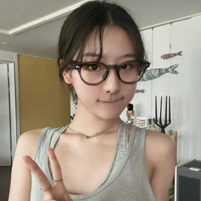 推手推车的男人